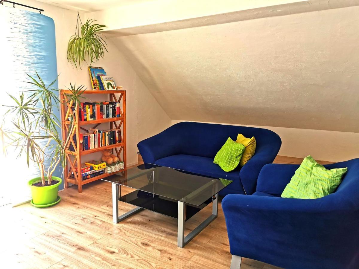 Schone Ferienwohnung In Мерклинген Экстерьер фото